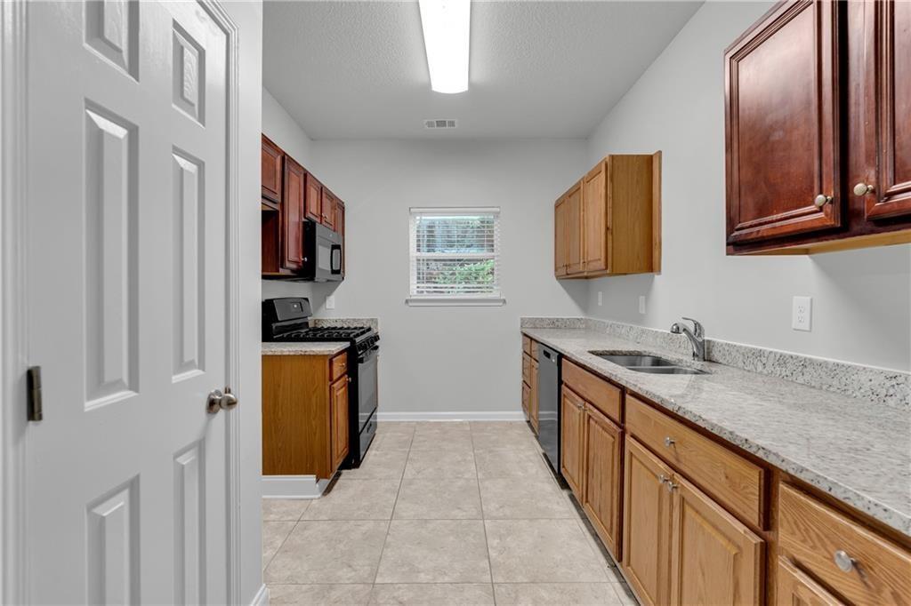 2407 Hackamore Drive South Fulton GA 30349