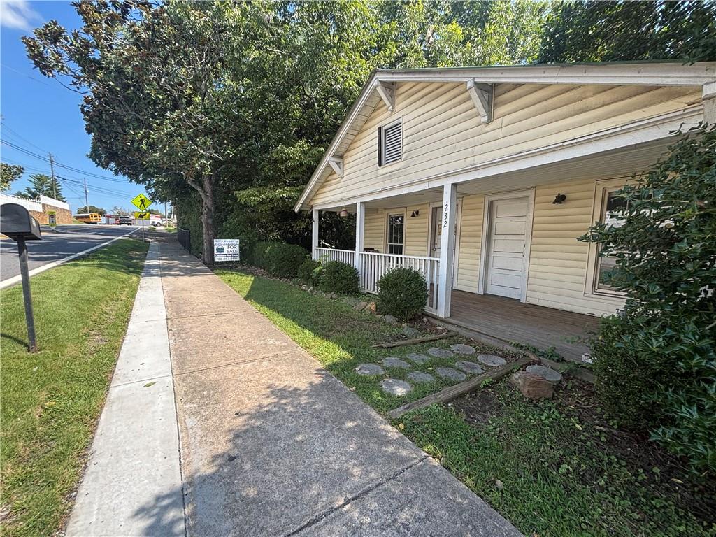 232 Main Street E Dahlonega GA 30533