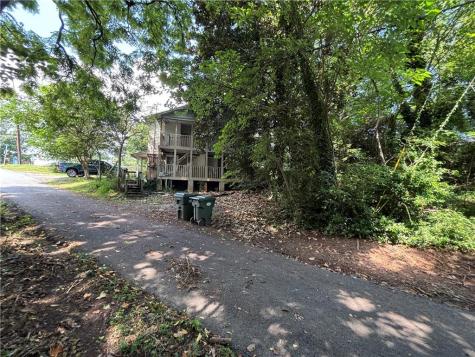232 Main Street E Dahlonega GA 30533