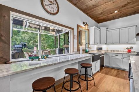 60 Hiles Hatch Lane Blue Ridge GA 30513