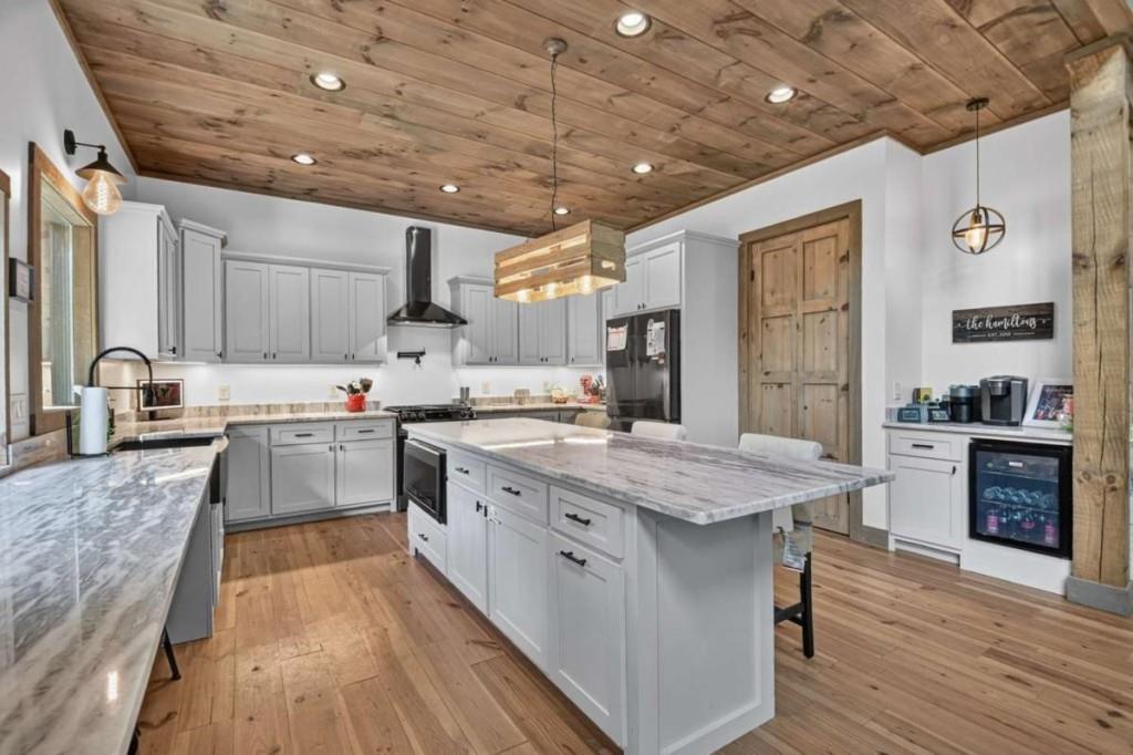 60 Hiles Hatch Lane Blue Ridge GA 30513