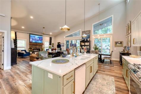 6824 Mountain Laurel Road Hiawassee GA 30546