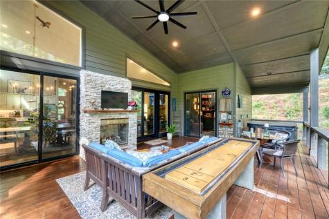 6824 Mountain Laurel Road Hiawassee GA 30546