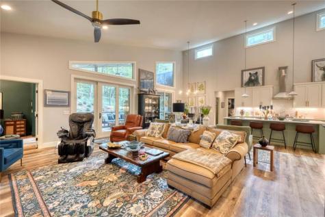 6824 Mountain Laurel Road Hiawassee GA 30546