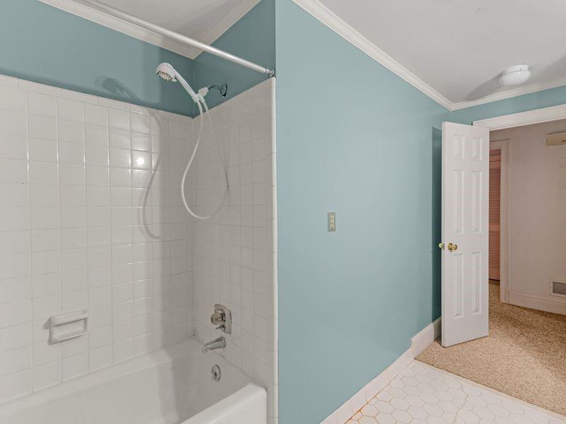 6 Downshire Lane Decatur GA 30033