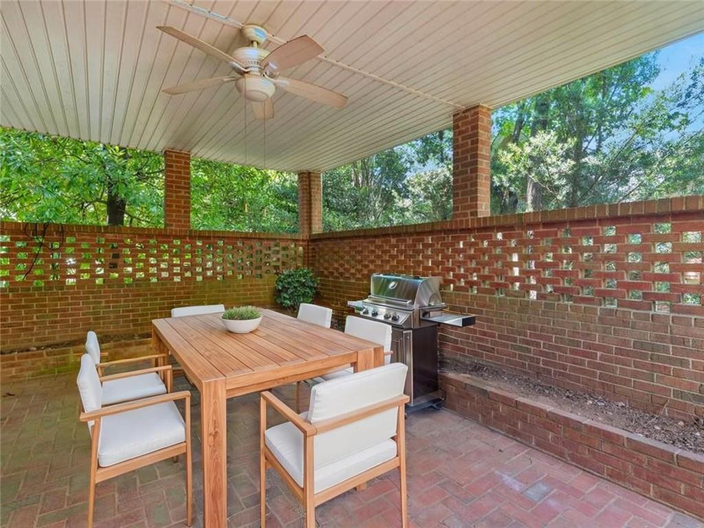 6 Downshire Lane Decatur GA 30033