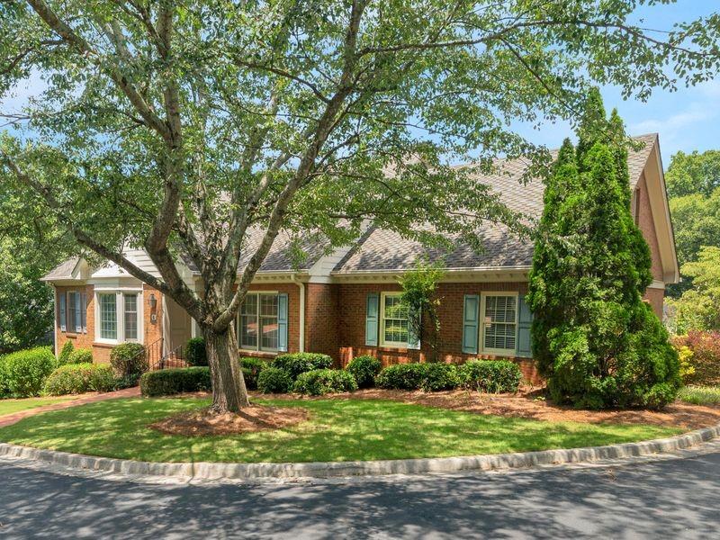 6 Downshire Lane Decatur GA 30033