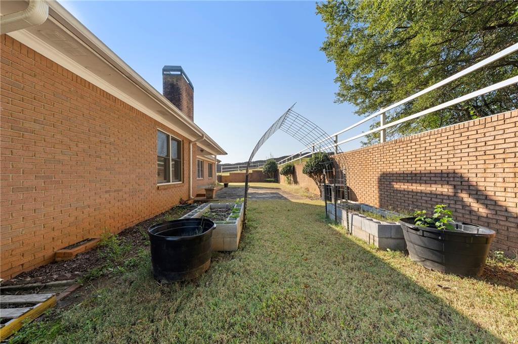 210 Wildwood Drive Cartersville GA 30120