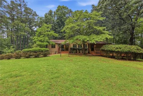 925 Horseshoe Bend Road Dahlonega GA 30533