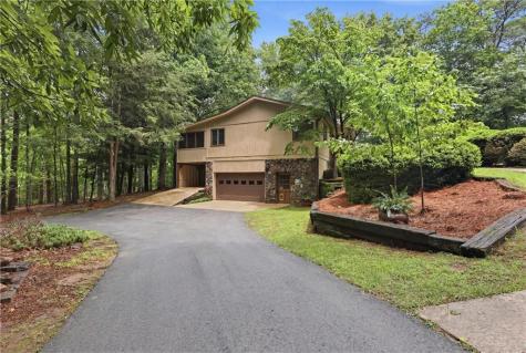 925 Horseshoe Bend Road Dahlonega GA 30533