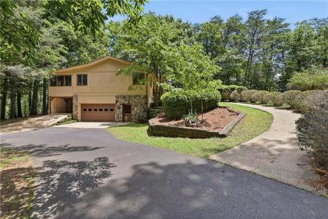 925 Horseshoe Bend Road Dahlonega GA 30533