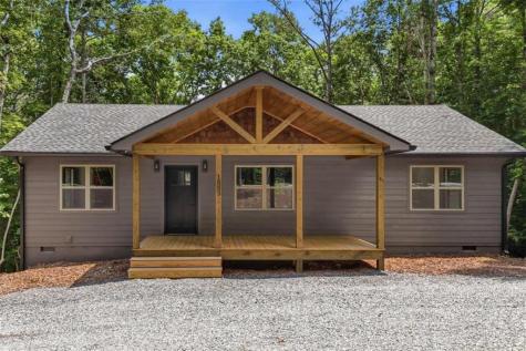 1883 Newport Drive Ellijay GA 30540