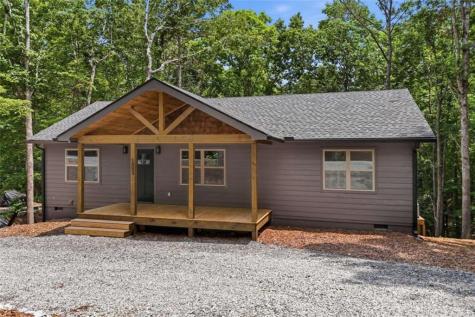 1883 Newport Drive Ellijay GA 30540