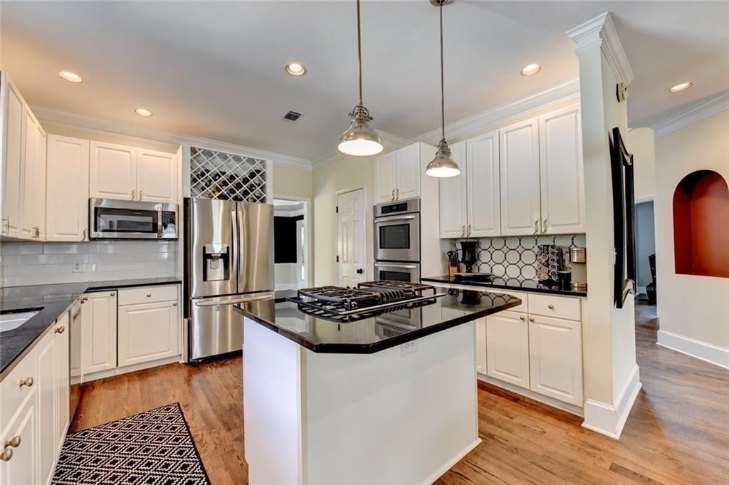 5715 N Hillbrooke Trace Johns Creek GA 30005