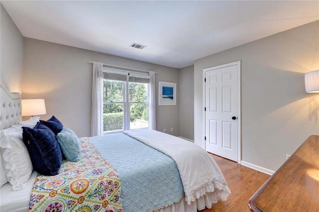 5715 N Hillbrooke Trace Johns Creek GA 30005