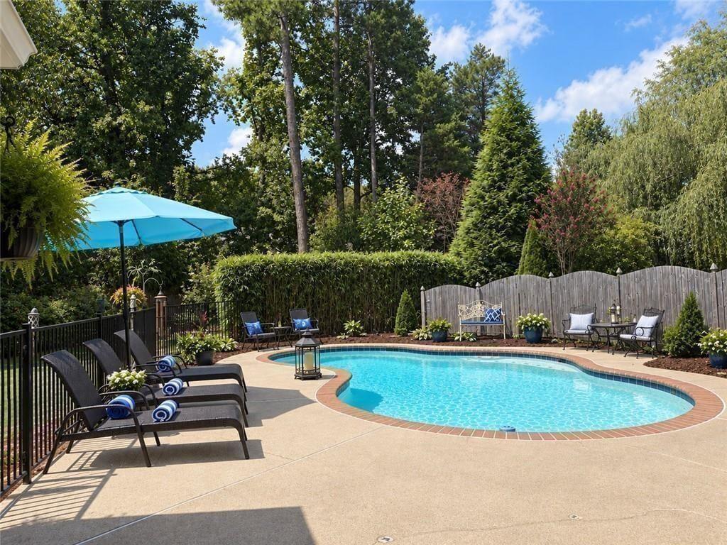 5715 N Hillbrooke Trace Johns Creek GA 30005