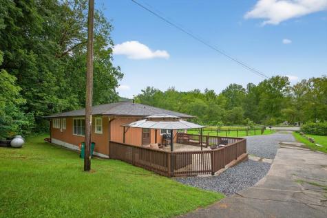 8 Taylor Road Helen GA 30545