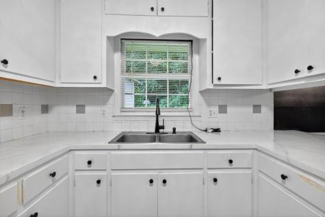 8 Taylor Road Helen GA 30545