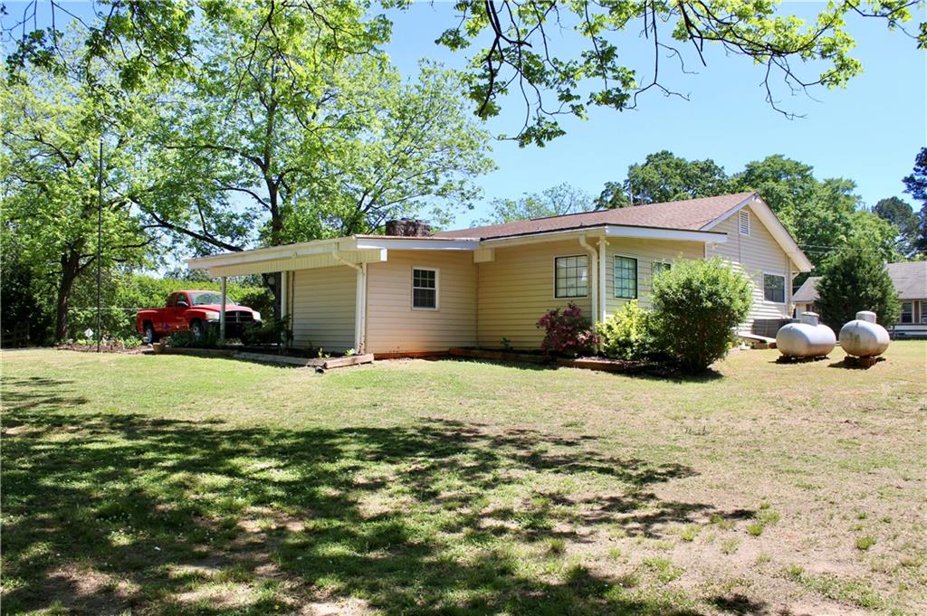 394 Highway 211 Winder GA 30680