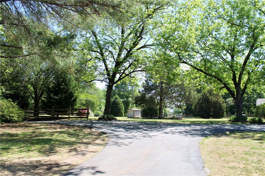 394 Highway 211 Winder GA 30680