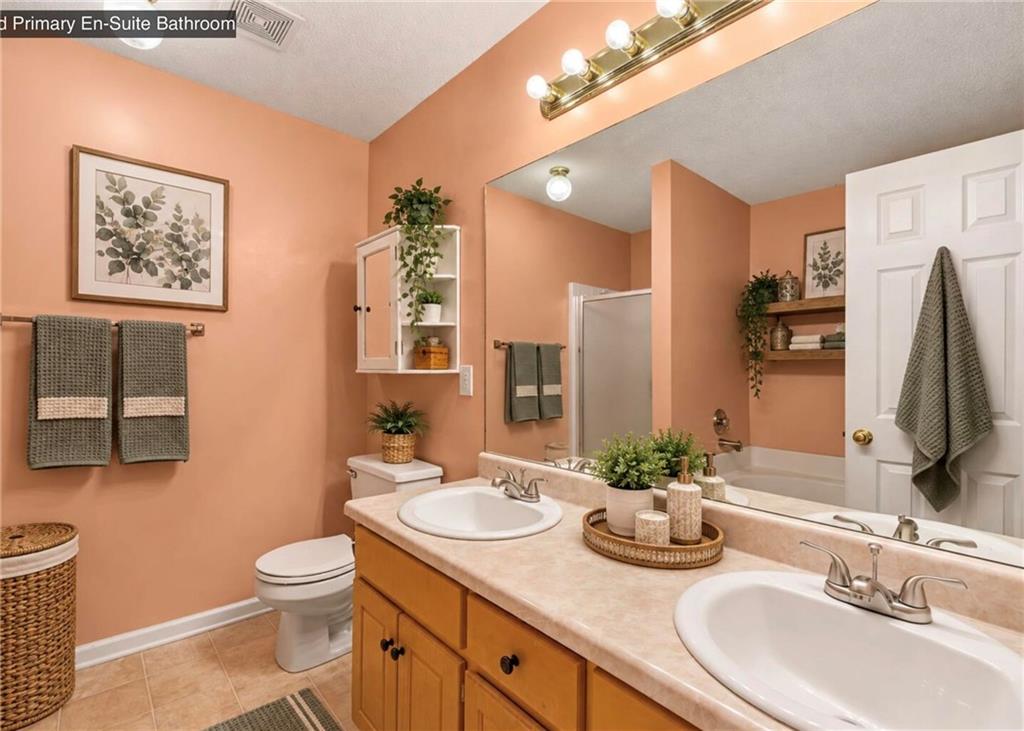 513 Wylderose Locust Grove GA 30248