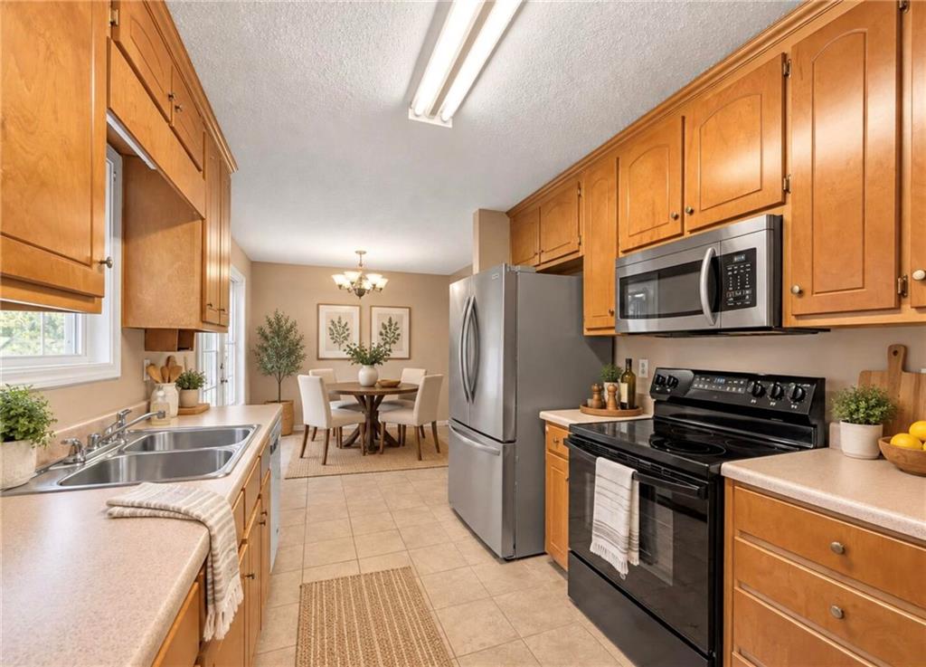 513 Wylderose Locust Grove GA 30248