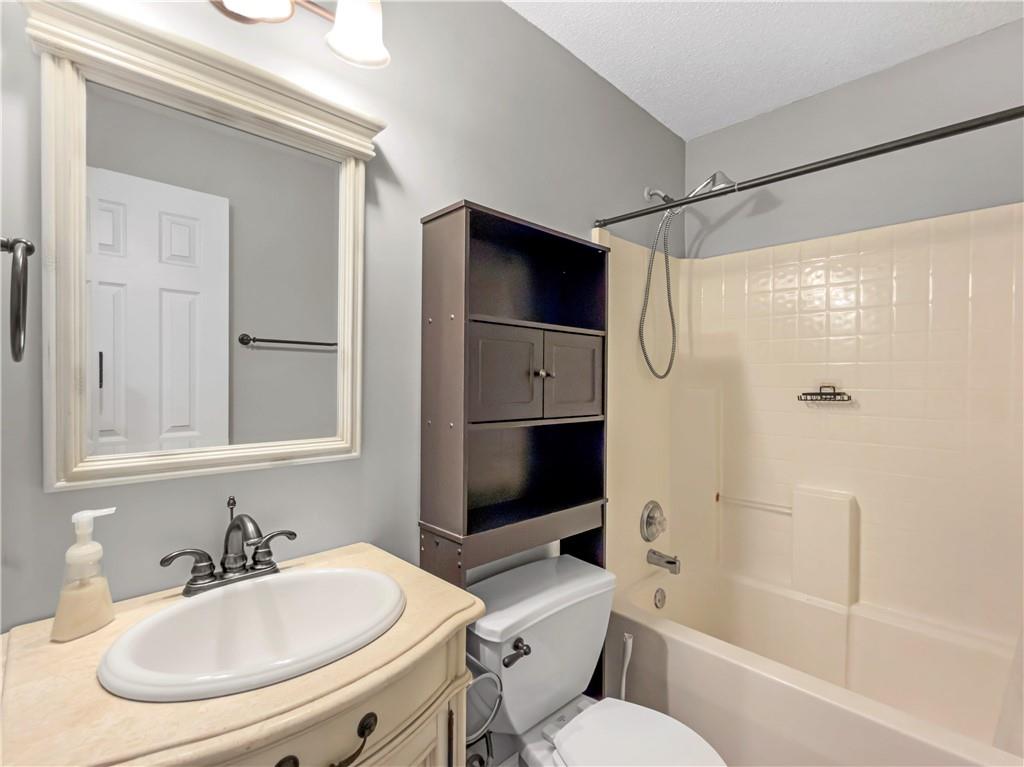 513 Wylderose Locust Grove GA 30248