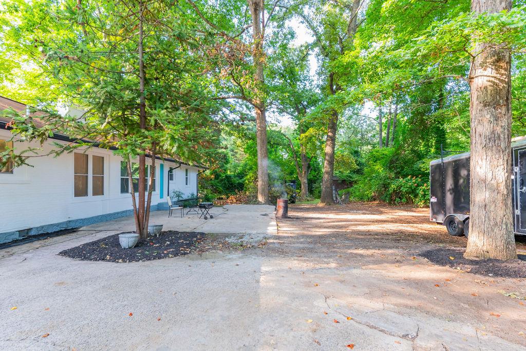 5165 Woodland Drive Forest Park GA 30297