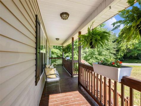 50 Kensington Drive Cleveland GA 30528