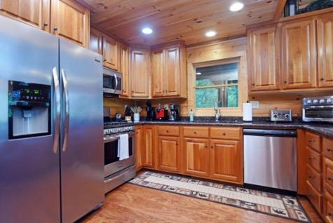 901 Stuart Mountain Road Mineral Bluff GA 30559