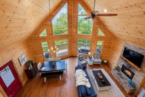 901 Stuart Mountain Road Mineral Bluff GA 30559