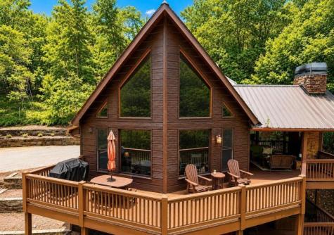 901 Stuart Mountain Road Mineral Bluff GA 30559