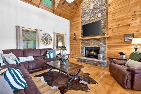 800 Mango Lane Ellijay GA 30540