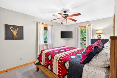 800 Mango Lane Ellijay GA 30540