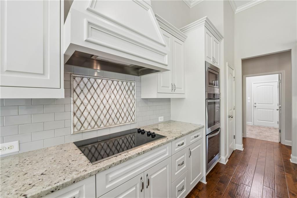 1857 Cambridge Square Watkinsville GA 30677