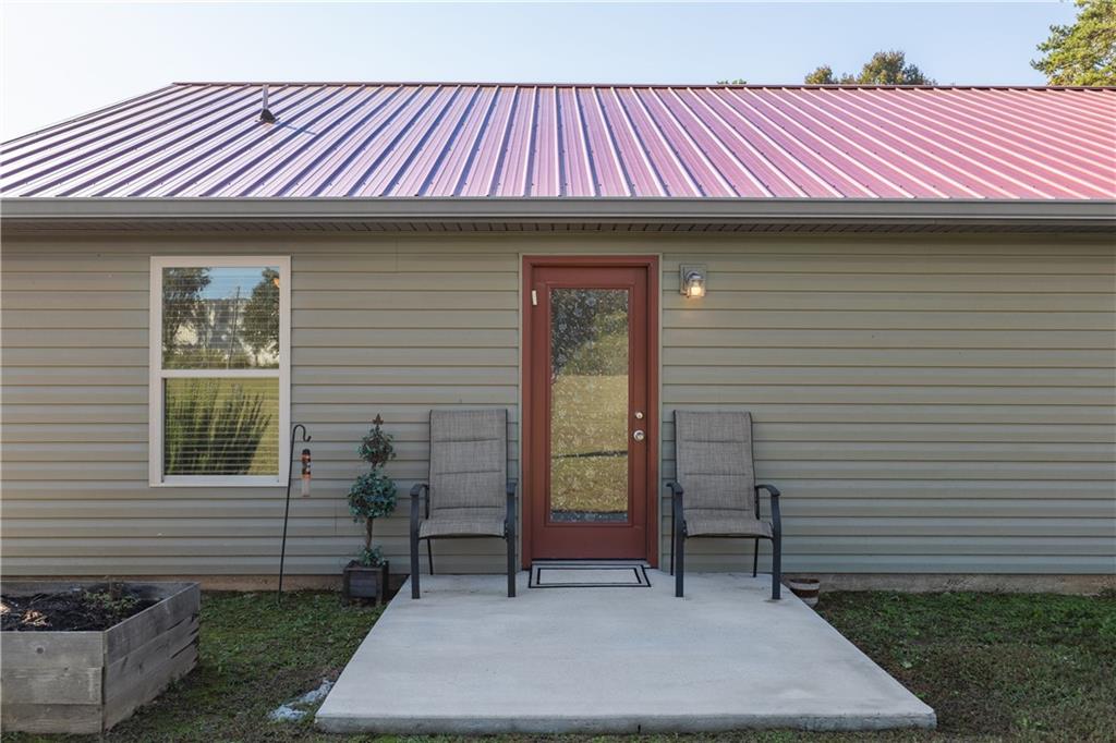 124 Kelly Drive NE White GA 30184