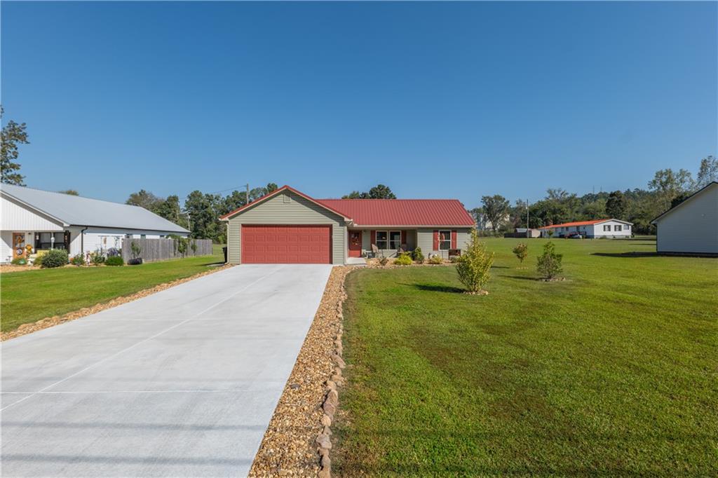 124 Kelly Drive NE White GA 30184