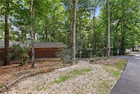 129 Nob Hill Ridge Cleveland GA 30528