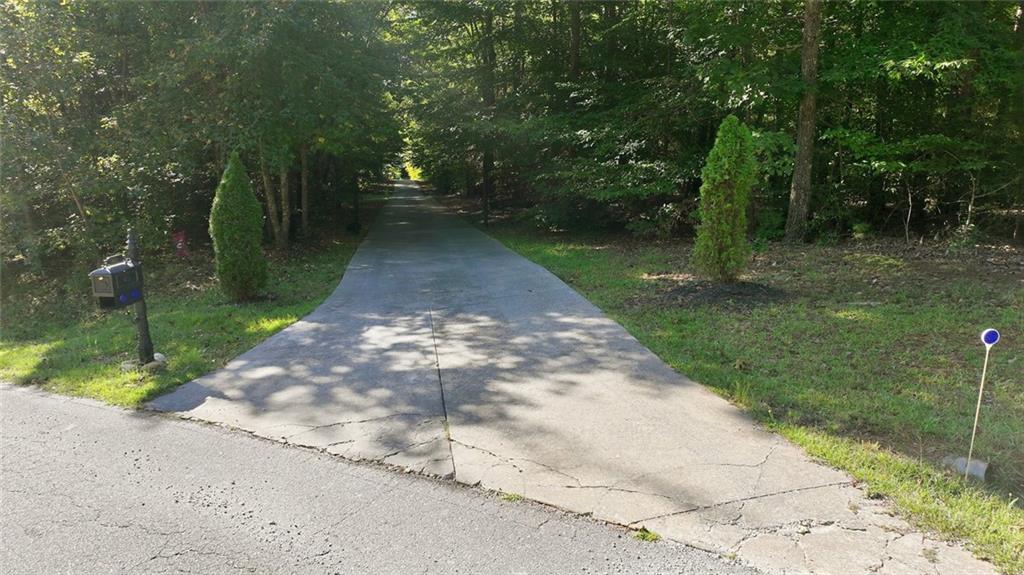 362 Foxy Lane Martin GA 30557