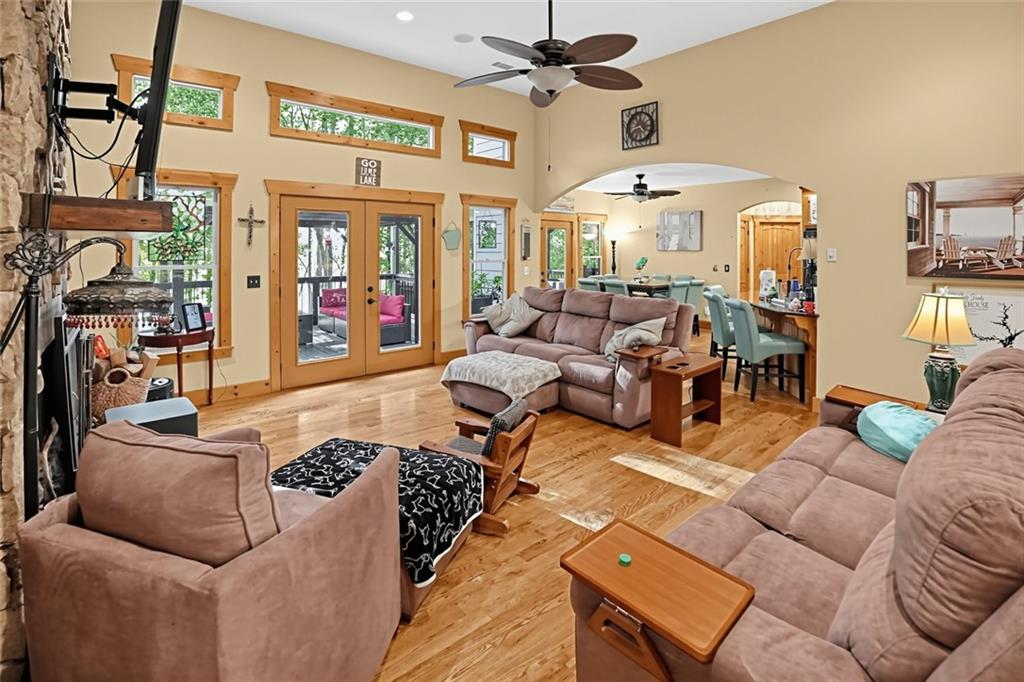 362 Foxy Lane Martin GA 30557