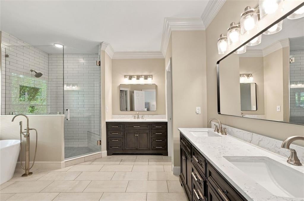 1450 Lakemist Court Roswell GA 30075