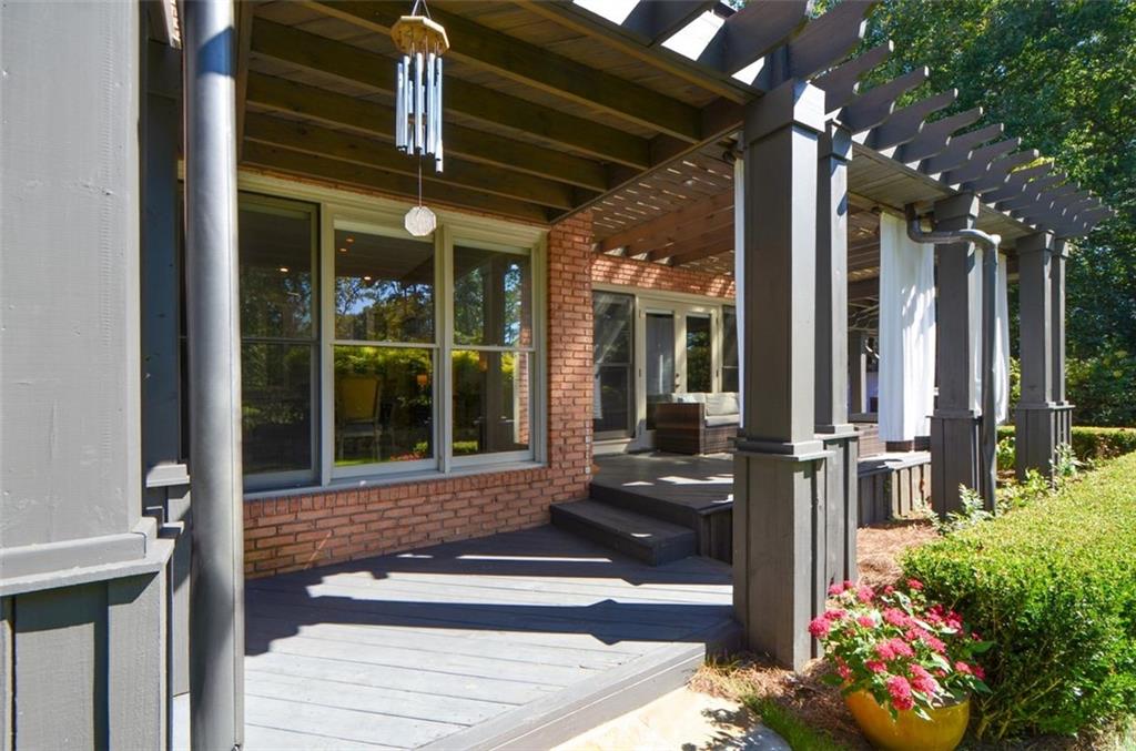 1450 Lakemist Court Roswell GA 30075