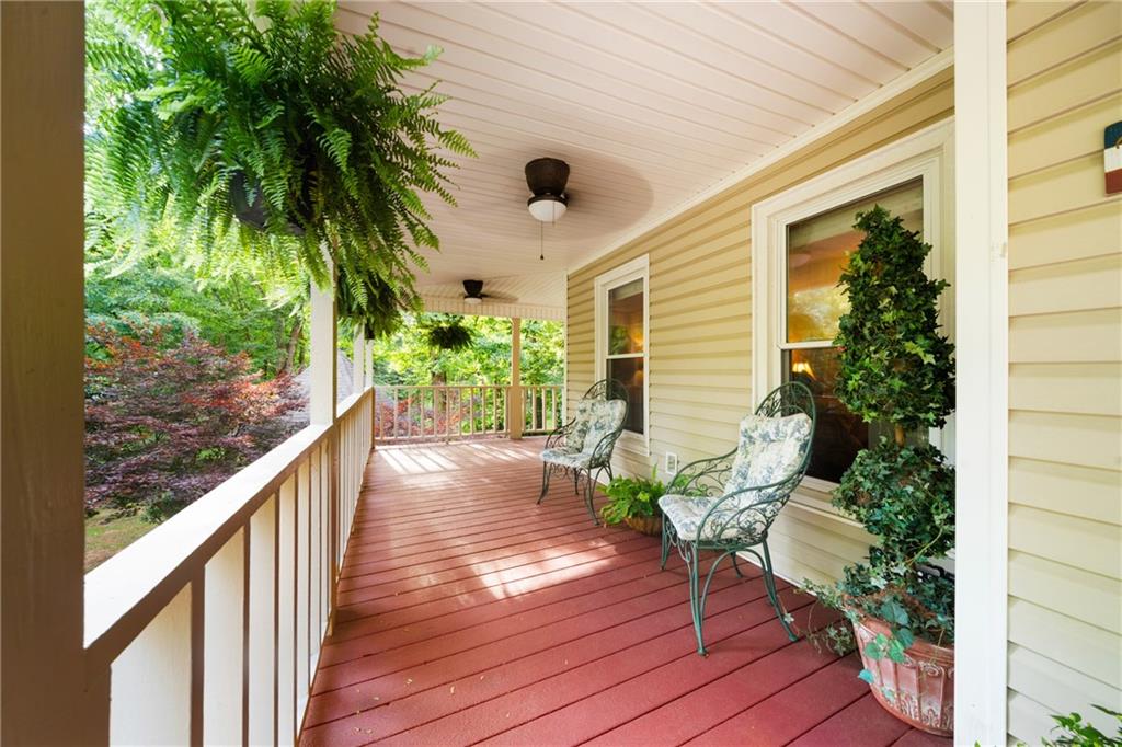 31 Fawn Lake Trail NE White GA 30184