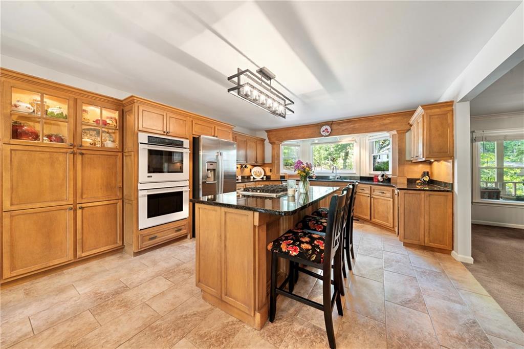 31 Fawn Lake Trail NE White GA 30184