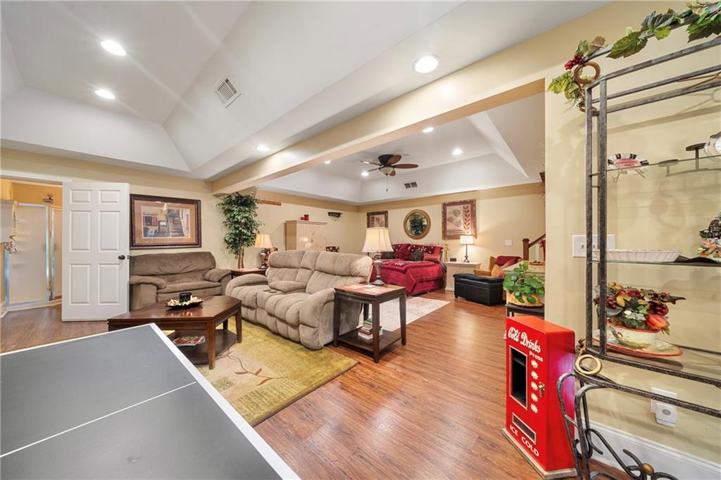 31 Fawn Lake Trail NE White GA 30184