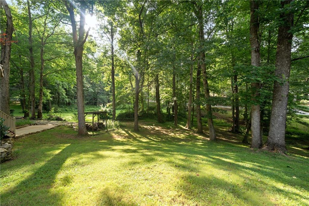 31 Fawn Lake Trail NE White GA 30184