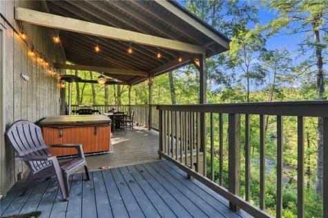 858 River Forest Run Cleveland GA 30528