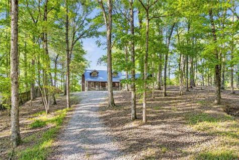 858 River Forest Run Cleveland GA 30528