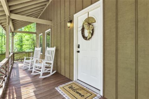 858 River Forest Run Cleveland GA 30528