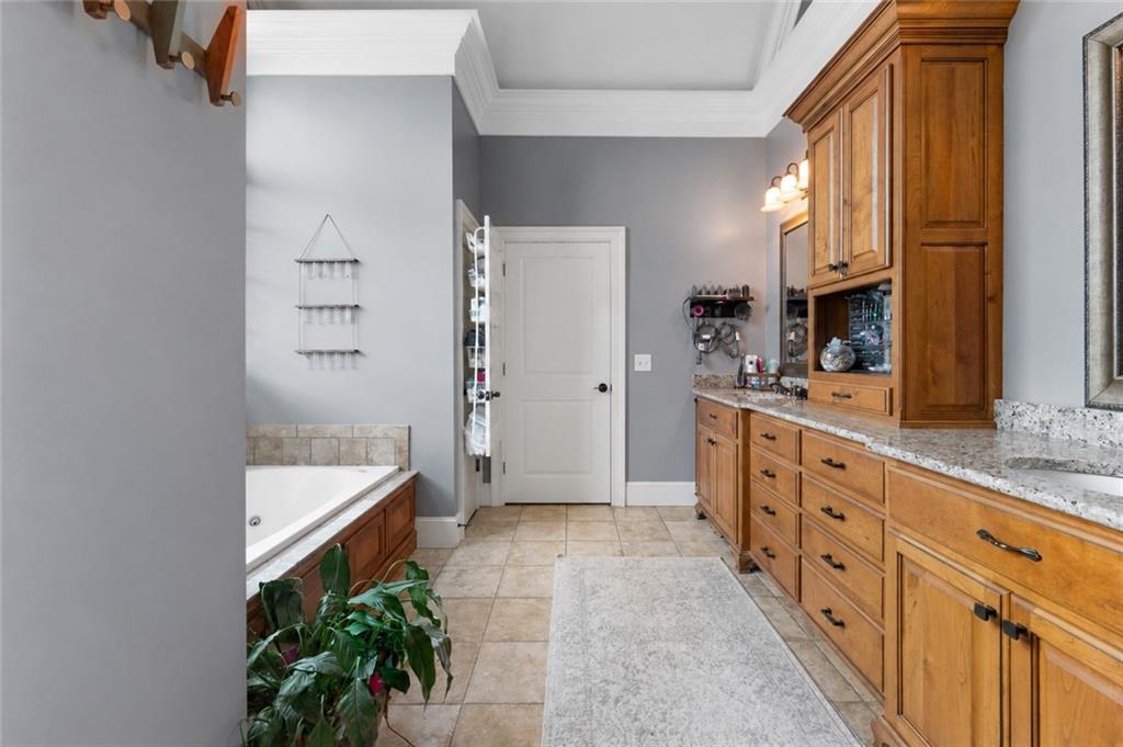 4 Creekstone Court SE Cartersville GA 30120
